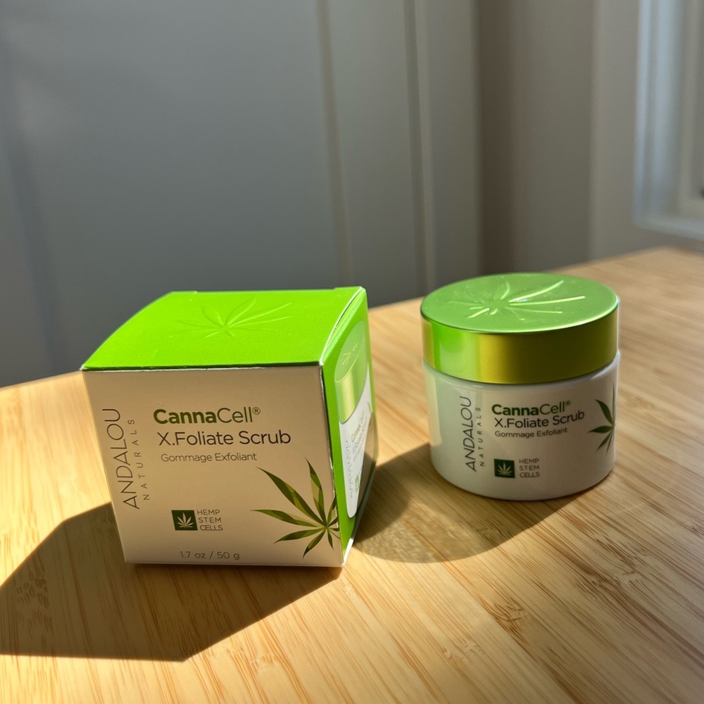 38% off 🥬 Natural Exfoliating Scrub  🥬